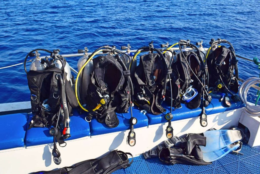 best scuba accessories